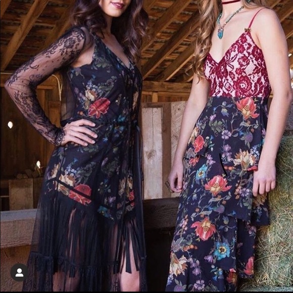 •fridayiminlove• {Cascade Dreams} Maxi Dress (navy / burgundy) - Picture 7 of 17